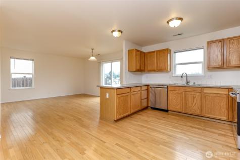 7017 179th Street Ct E Puyallup WA 98375