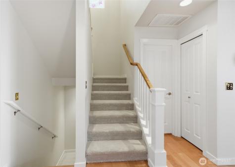 1757 9th Court NE Issaquah WA 98029