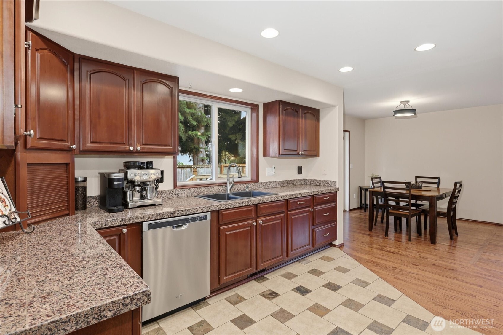 15405 204th Avenue SE Renton WA 98059