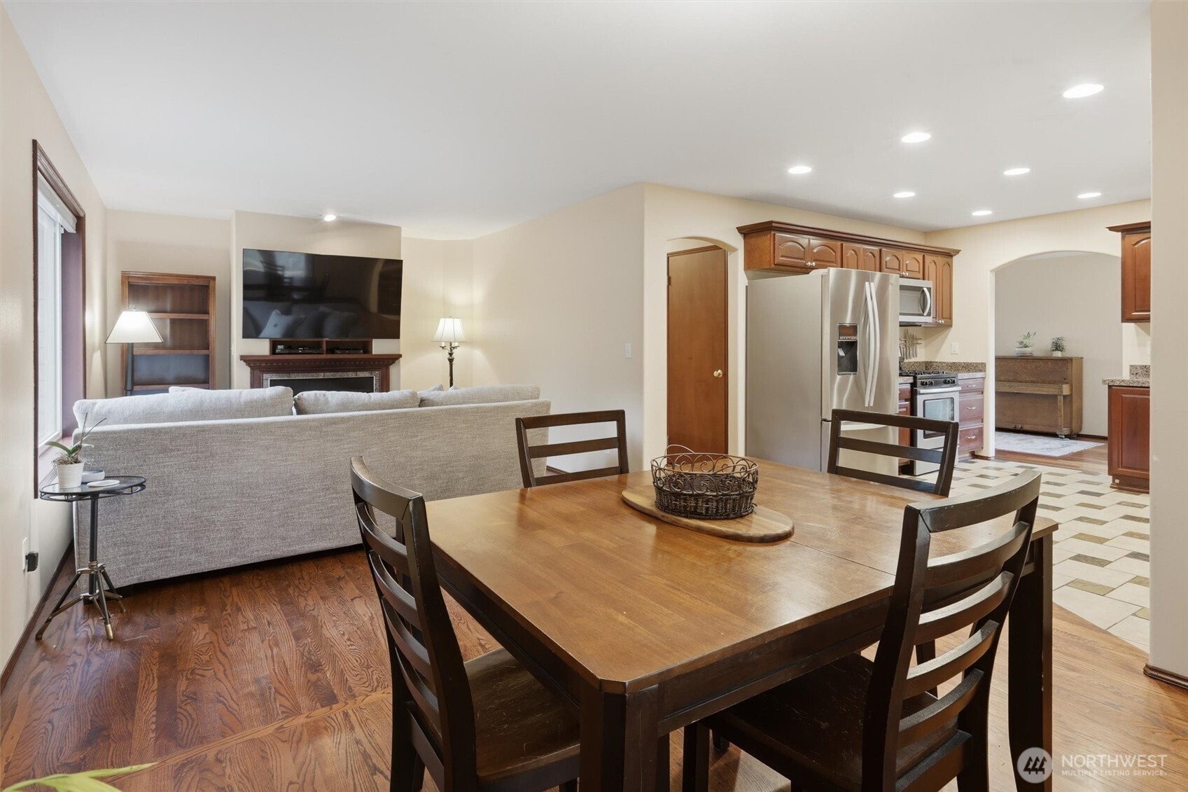 15405 204th Avenue SE Renton WA 98059