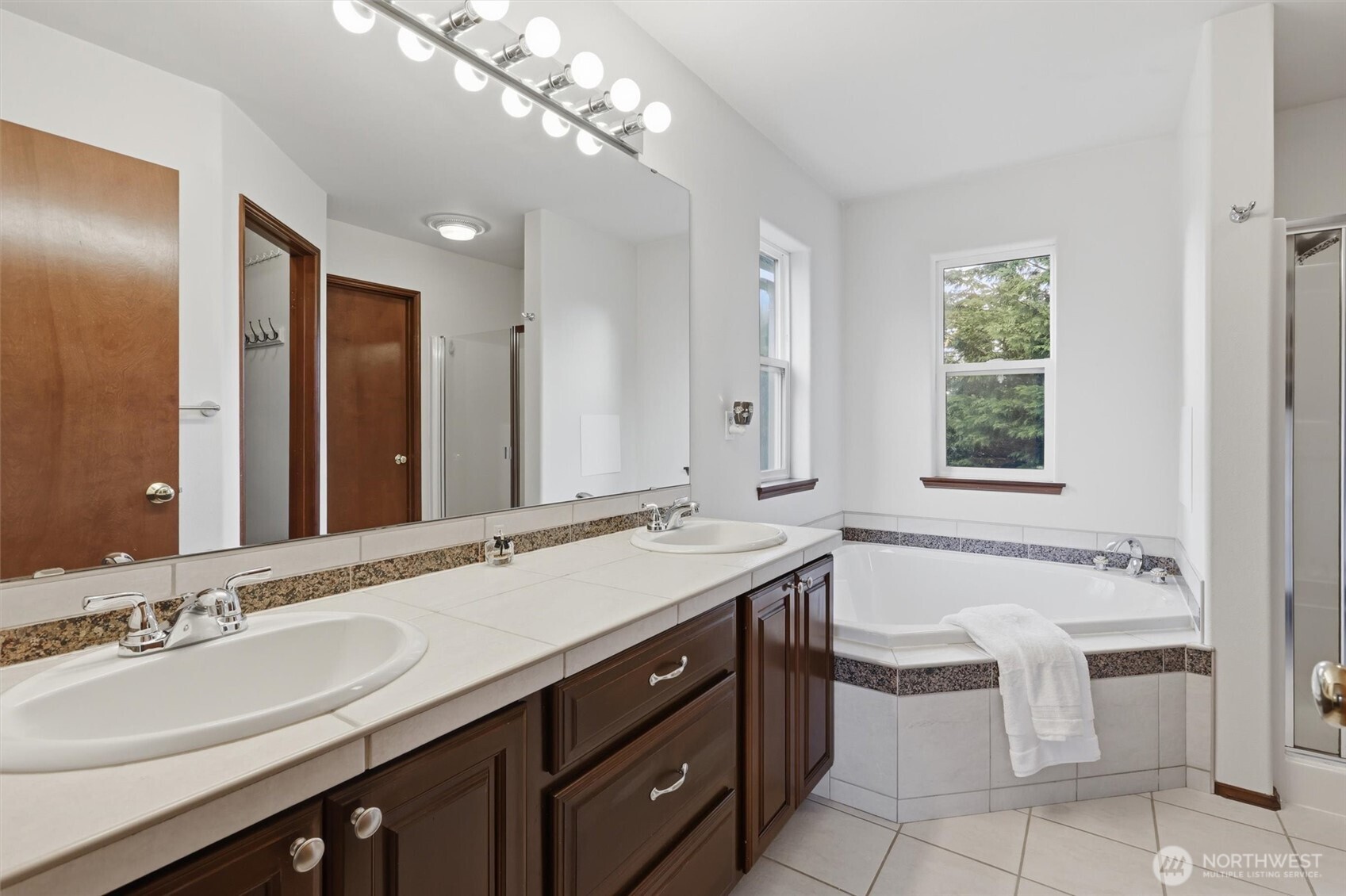 15405 204th Avenue SE Renton WA 98059