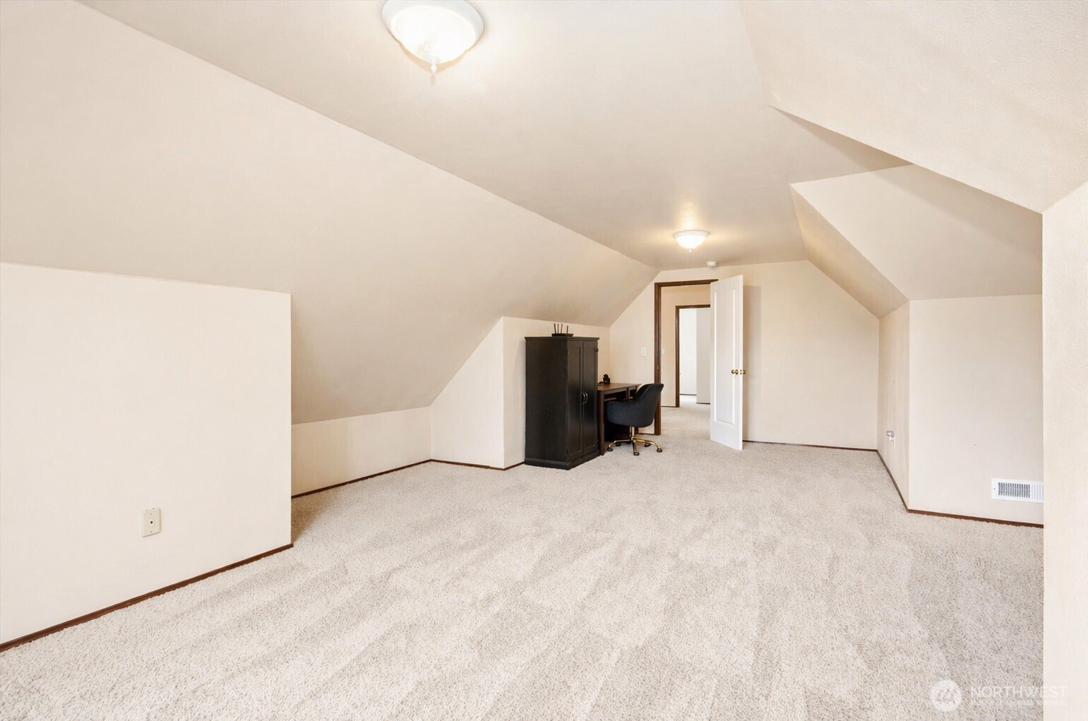 15405 204th Avenue SE Renton WA 98059