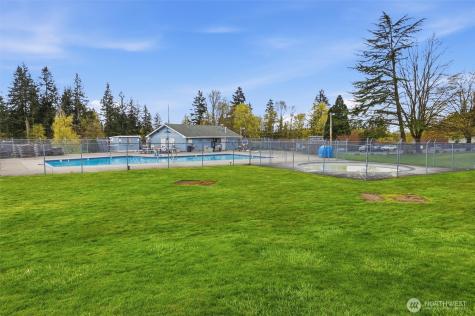 15405 204th Avenue SE Renton WA 98059