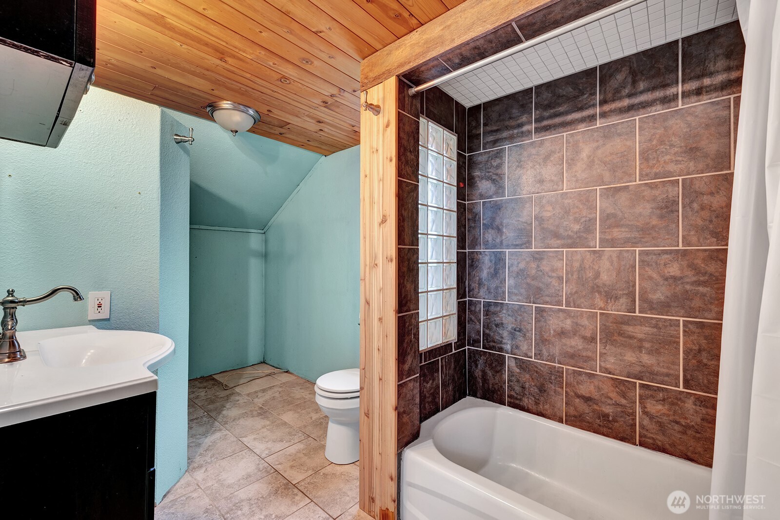 1311 Alder Street Milton WA 98354