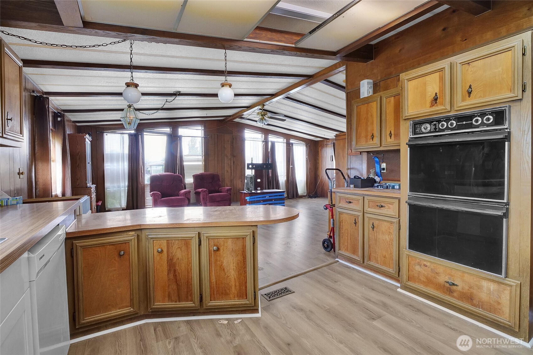 2240 W Broadway Avenue Moses Lake WA 98837