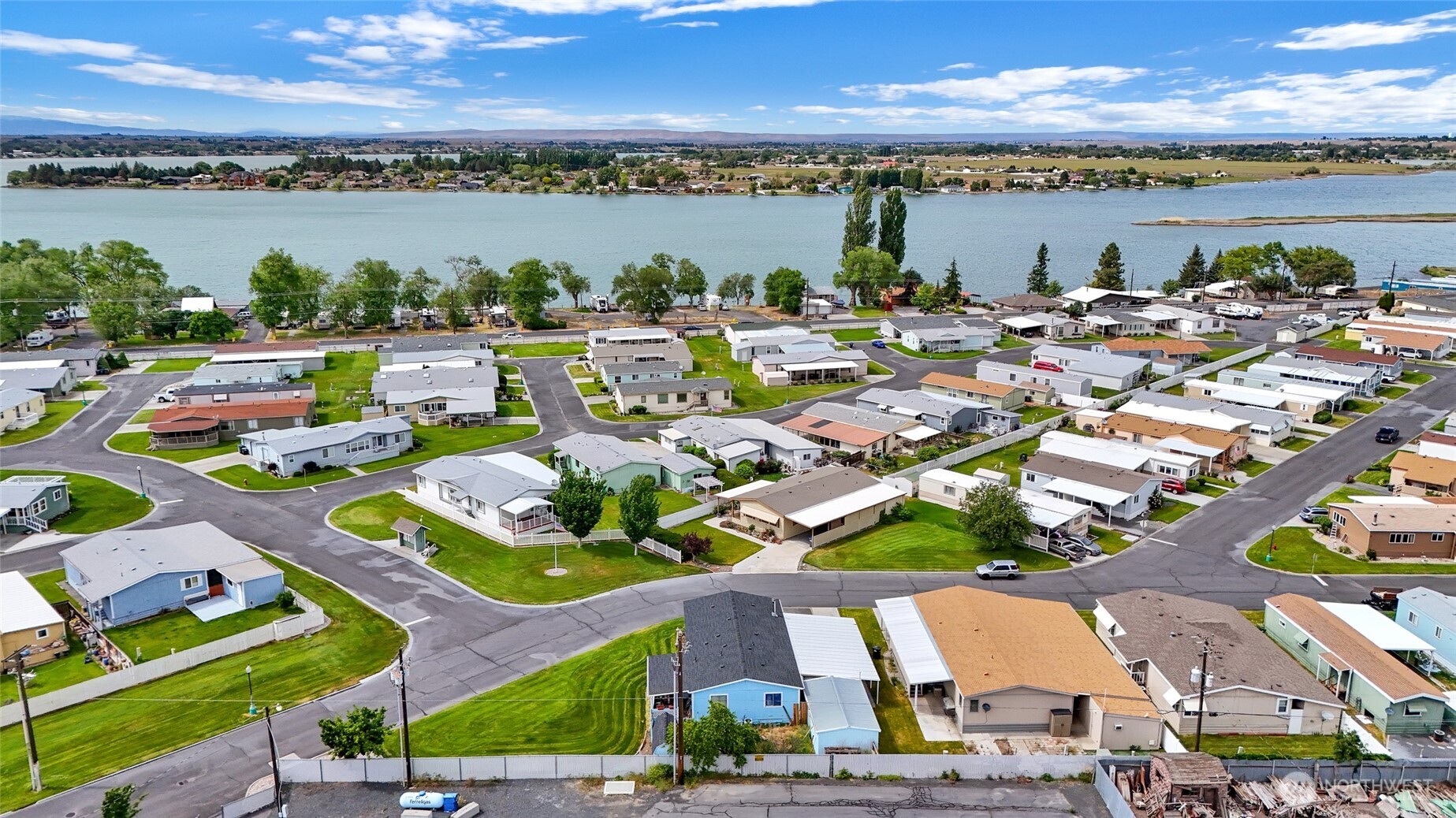 2240 W Broadway Avenue Moses Lake WA 98837