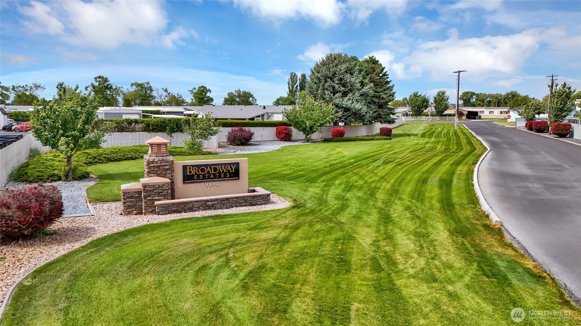 2240 W Broadway Avenue Moses Lake WA 98837