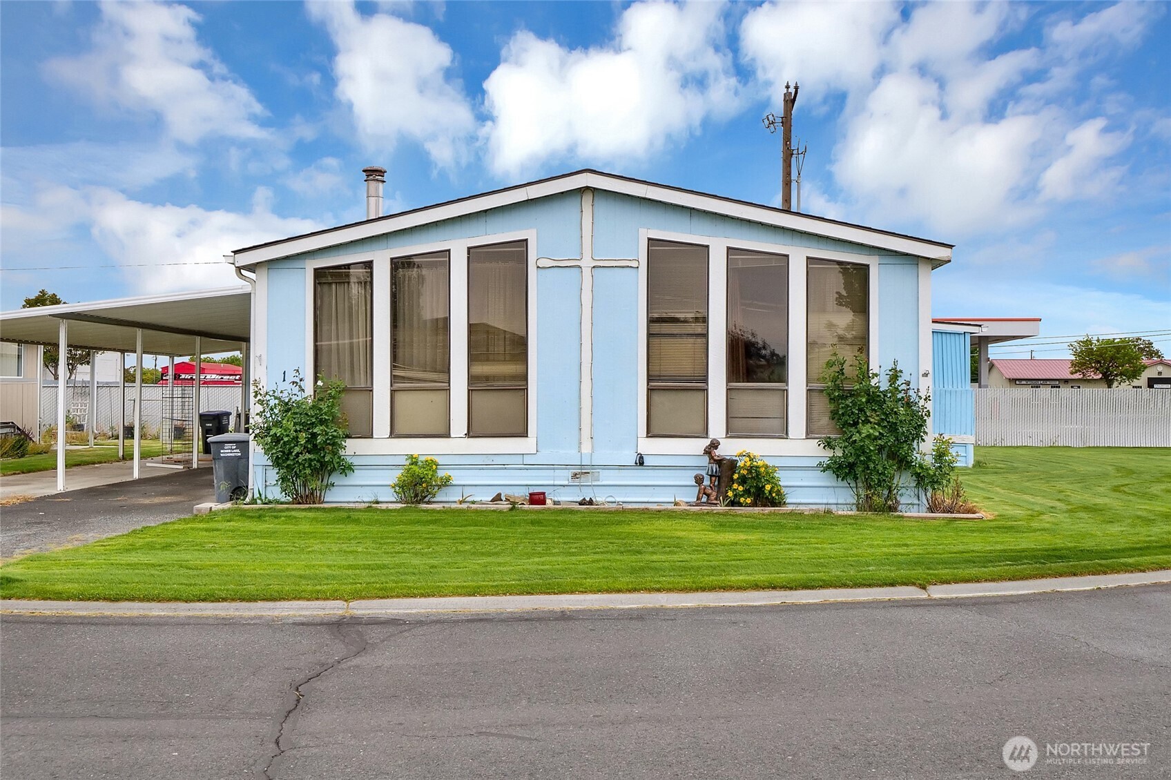2240 W Broadway Avenue Moses Lake WA 98837