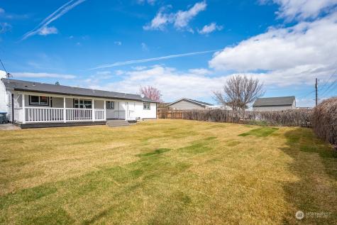 857 Vista Moses Lake WA 98837