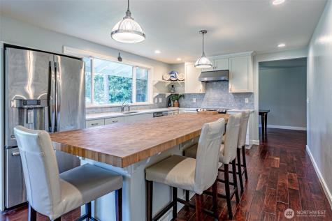 14229 SE 165th Place Renton WA 98058