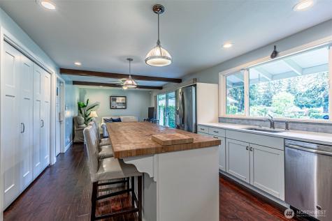 14229 SE 165th Place Renton WA 98058