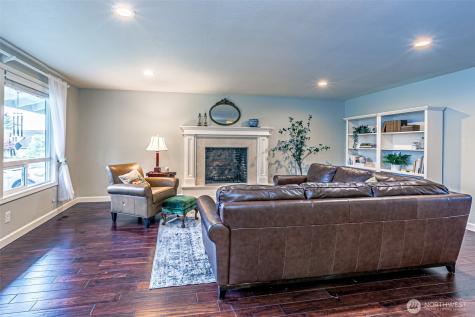 14229 SE 165th Place Renton WA 98058