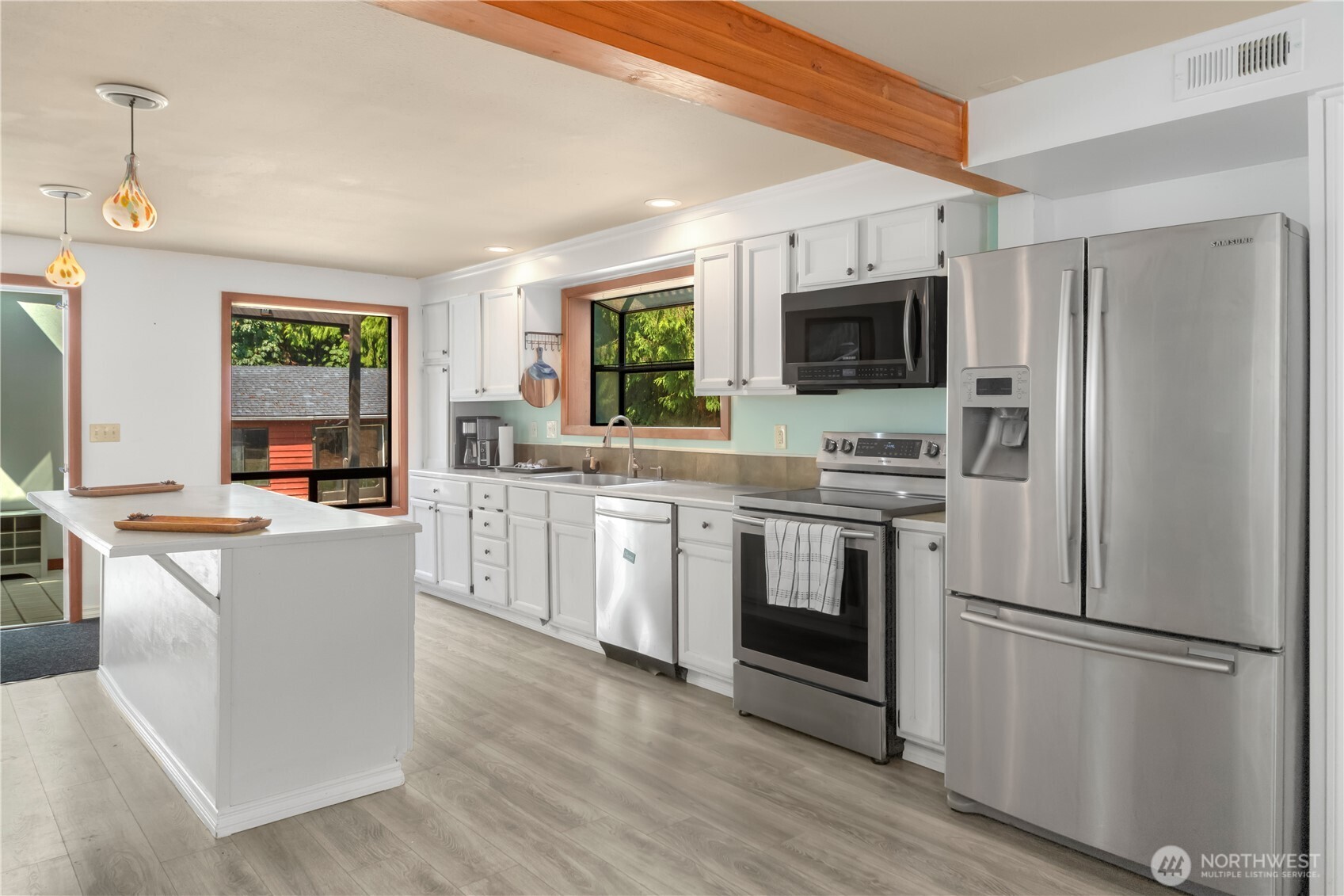 121 S 7th Avenue Port Hadlock WA 98339