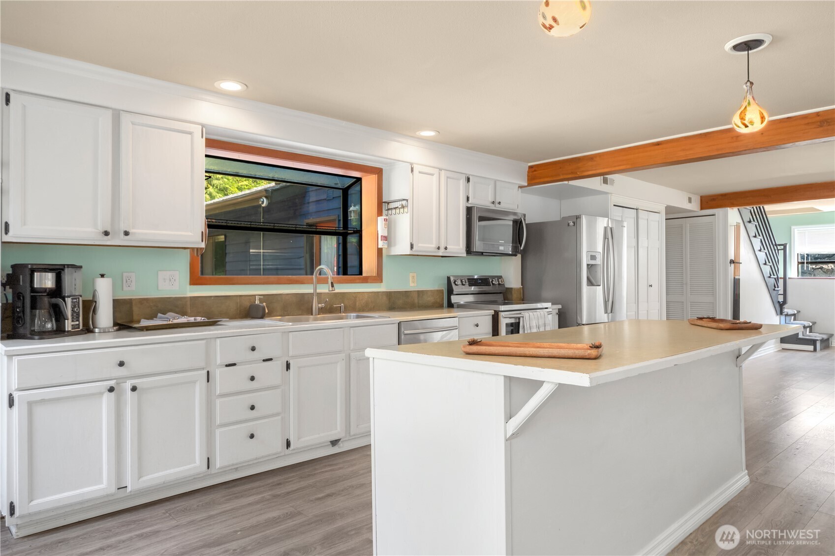 121 S 7th Avenue Port Hadlock WA 98339