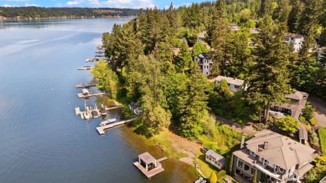 3027 E Lake Sammamish Parkway SE Sammamish WA 98075