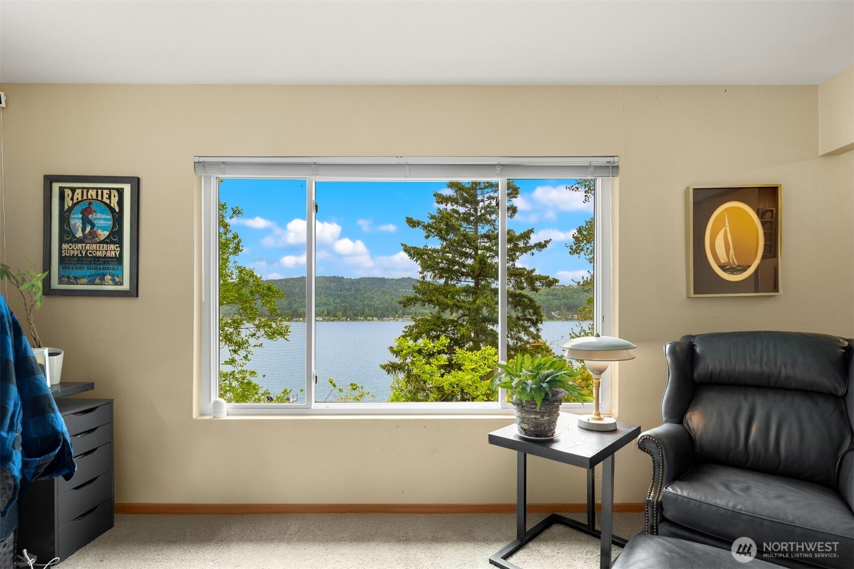 3027 E Lake Sammamish Parkway SE Sammamish WA 98075