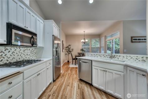 7061 SW Dunraven Lane Port Orchard WA 98367