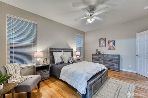 7061 SW Dunraven Lane Port Orchard WA 98367
