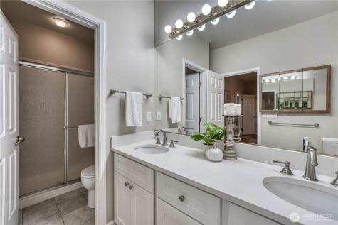 7061 SW Dunraven Lane Port Orchard WA 98367