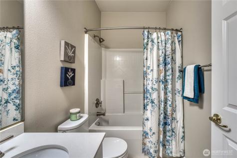 7061 SW Dunraven Lane Port Orchard WA 98367