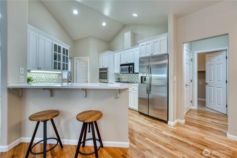 7061 SW Dunraven Lane Port Orchard WA 98367
