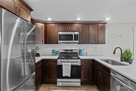 5526 20th Avenue S Seattle WA 98108