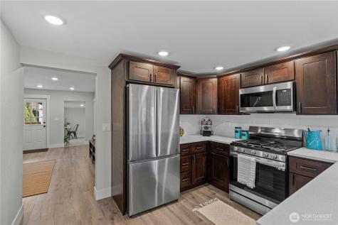 5526 20th Avenue S Seattle WA 98108