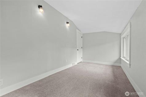5526 20th Avenue S Seattle WA 98108