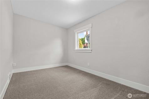 5526 20th Avenue S Seattle WA 98108