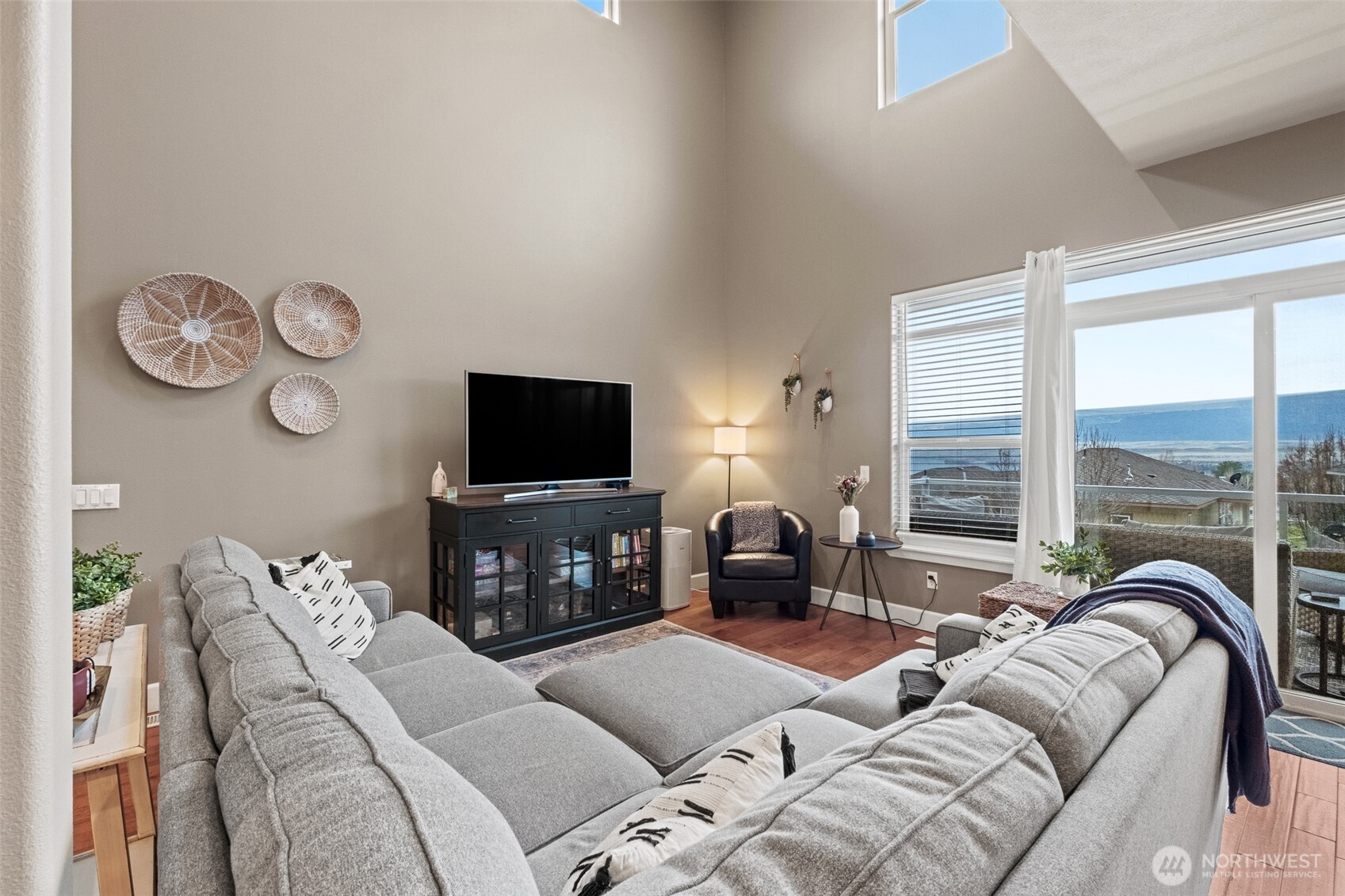 23325 Sunserra Loop NW Quincy WA 98448