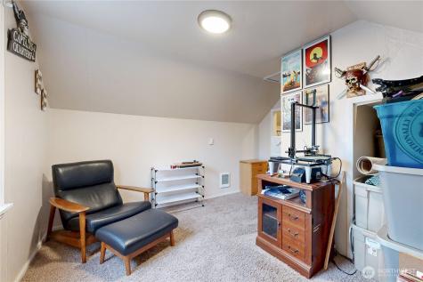 530 SW 4th Street College Place WA 99324