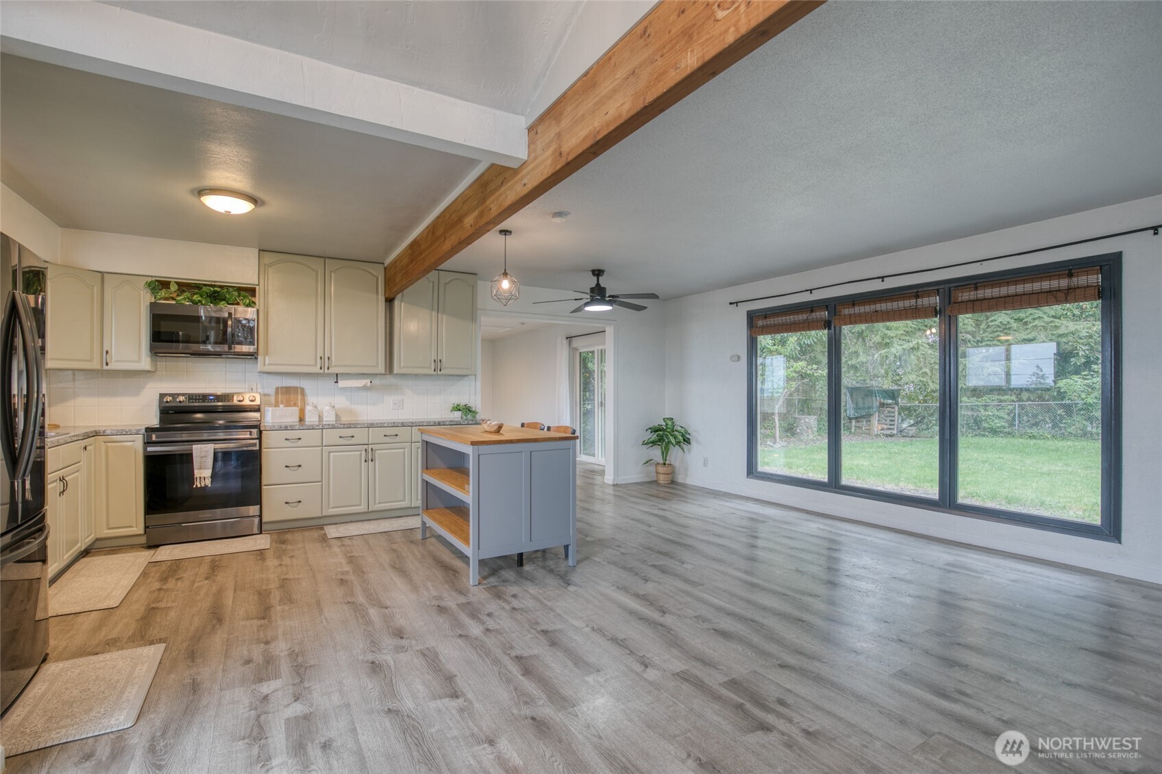 425 Beacon Hill Drive Hoquiam WA 98550