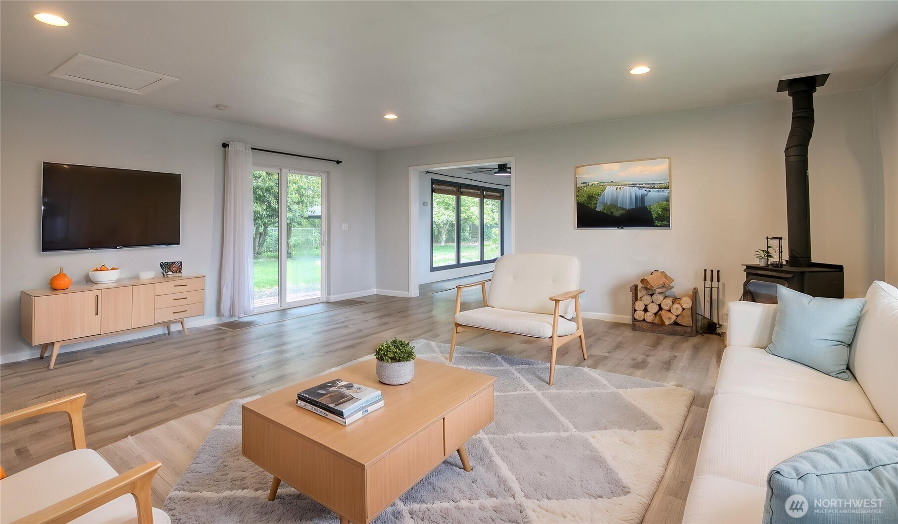 425 Beacon Hill Drive Hoquiam WA 98550