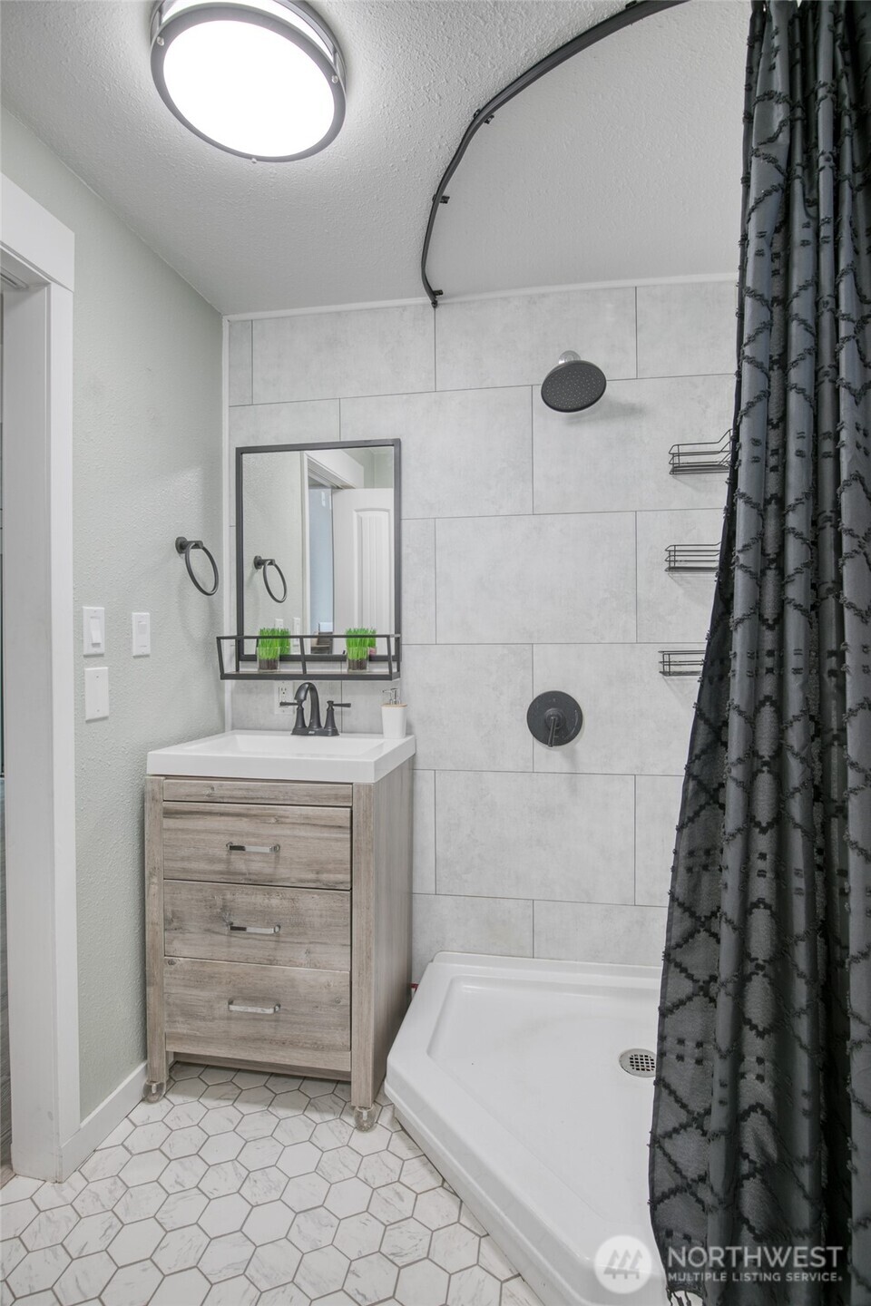 425 Beacon Hill Drive Hoquiam WA 98550