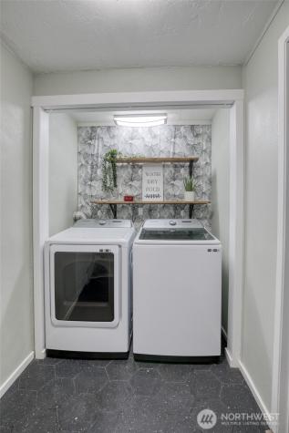 425 Beacon Hill Drive Hoquiam WA 98550