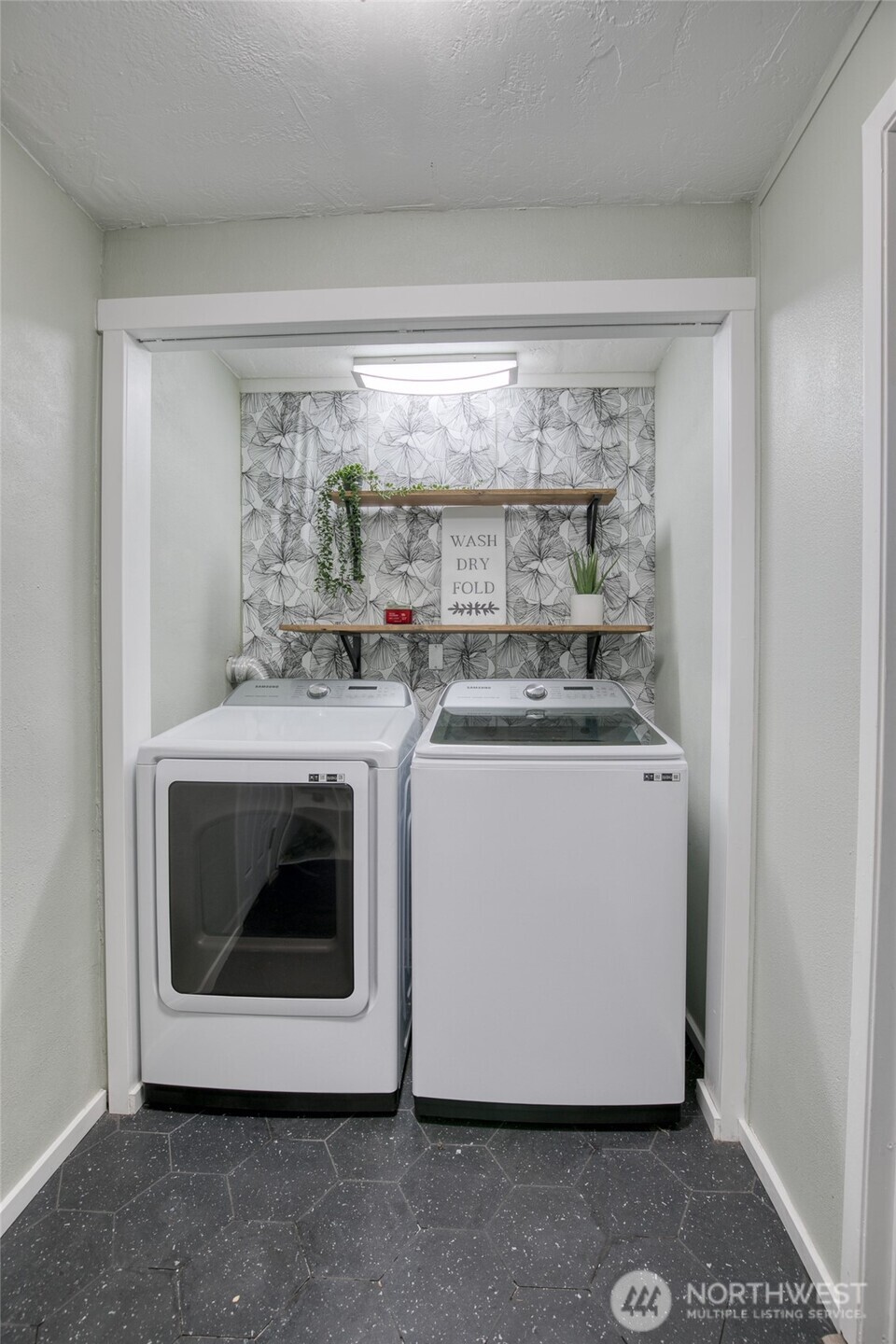 425 Beacon Hill Drive Hoquiam WA 98550