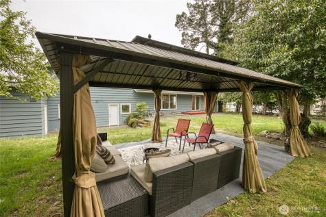 425 Beacon Hill Drive Hoquiam WA 98550