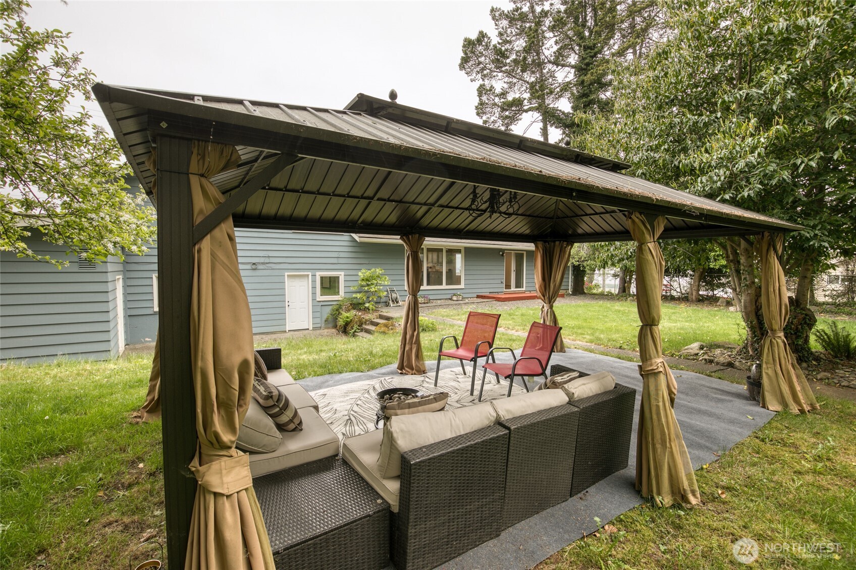 425 Beacon Hill Drive Hoquiam WA 98550