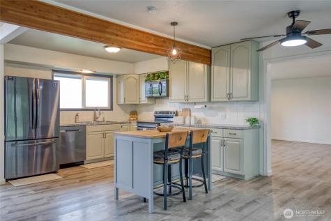 425 Beacon Hill Drive Hoquiam WA 98550