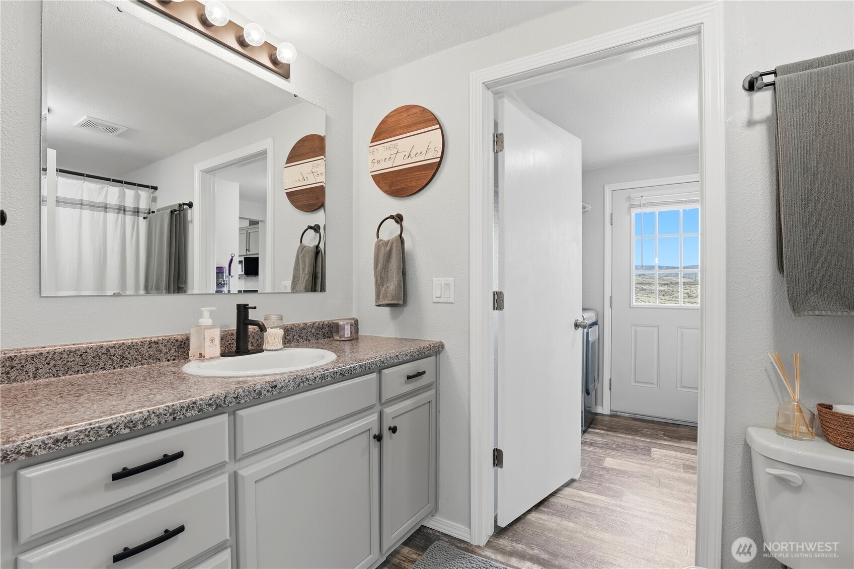 256 Wenas View Drive Selah WA 98942