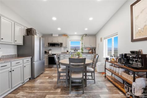 256 Wenas View Drive Selah WA 98942