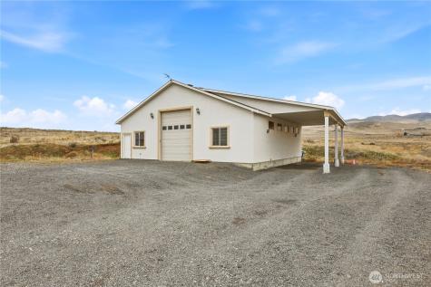 256 Wenas View Drive Selah WA 98942