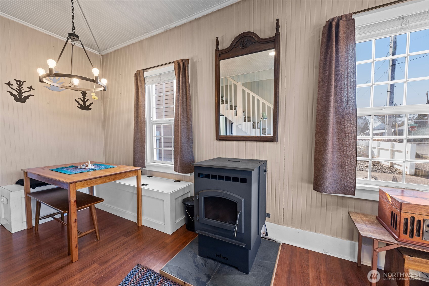 1310 44th Place Seaview WA 98644