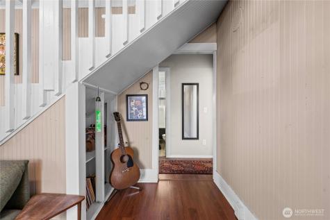 1310 44th Place Seaview WA 98644
