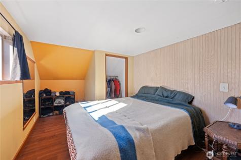 1310 44th Place Seaview WA 98644