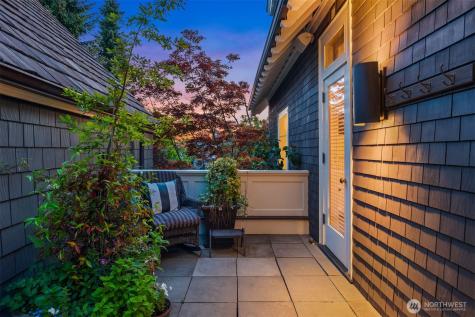 1617 Federal Avenue E Seattle WA 98102