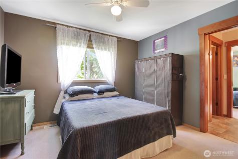 7718 78th Place NE Marysville WA 98270