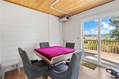 9844 Arrowsmith Avenue S Seattle WA 98118