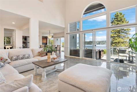 9844 Arrowsmith Avenue S Seattle WA 98118