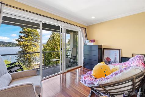 9844 Arrowsmith Avenue S Seattle WA 98118